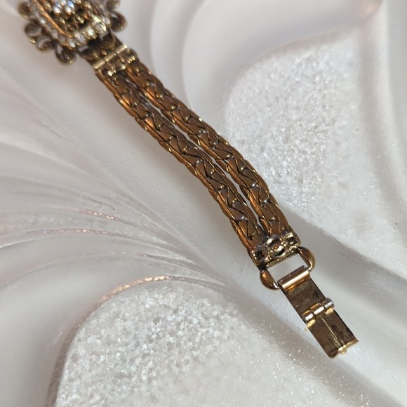 Sarah Coventry Queen Victoria Necklace and Bracelet Set - Picture 11 of 13